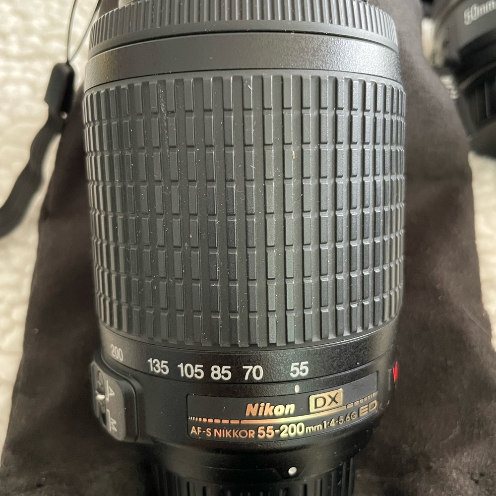55-200 zoom nikon lens